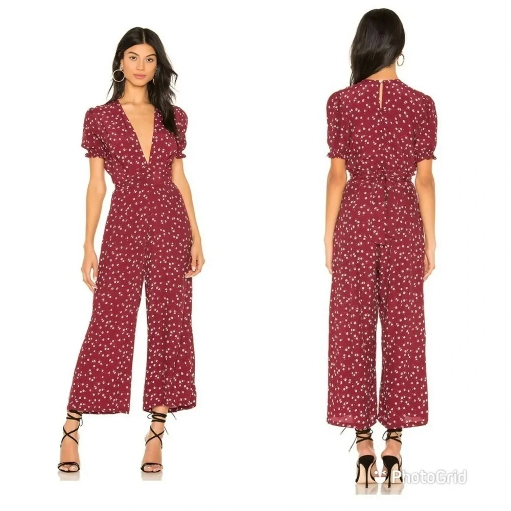 Faithfull The Brand Bonnie Jumpsuit V Neck Red Floral Daisy Short Sleeve Sz 4‎